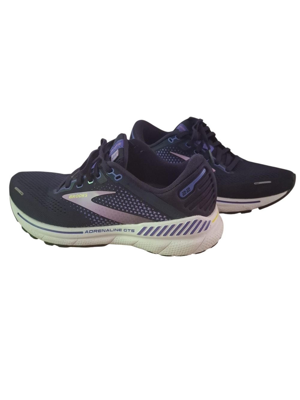 Brooks Adrenaline GTS 22 women's size 9 Navy Blue Purple